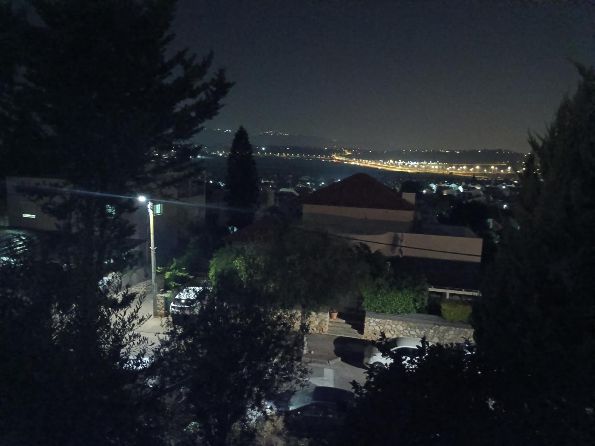 הסוויטה של דפנחי Apartment Ramat Yishay Екстериор снимка